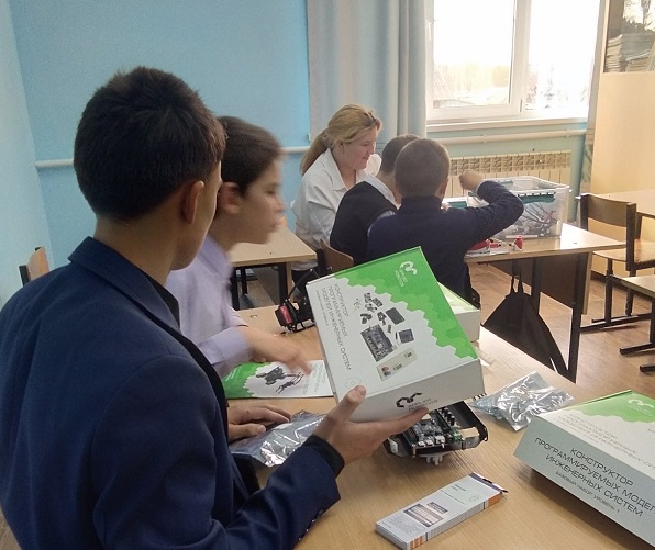Собираем модели из конструктора программируемых моделей инженерных систем базовых уровней.